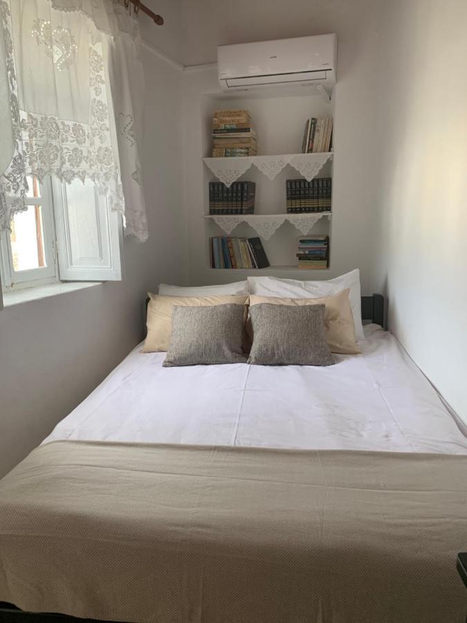 Lava House Apartment Mandraki  Bagian luar foto